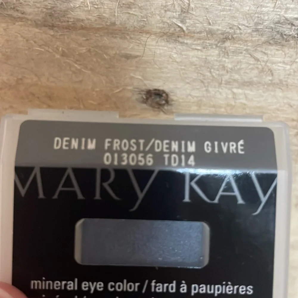 Mary Kay Denim Frost Mineral Eye Shadow